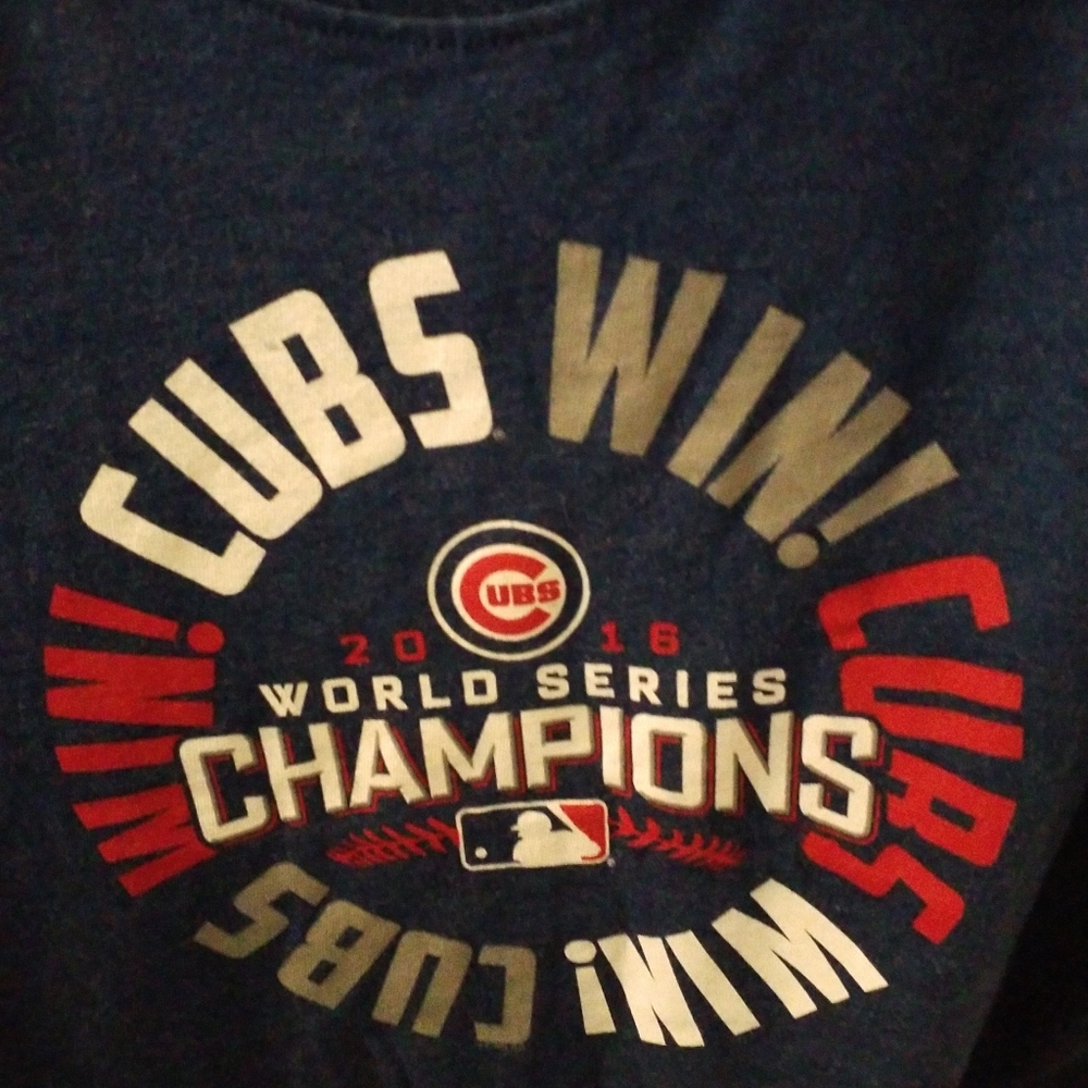 Cubs tee